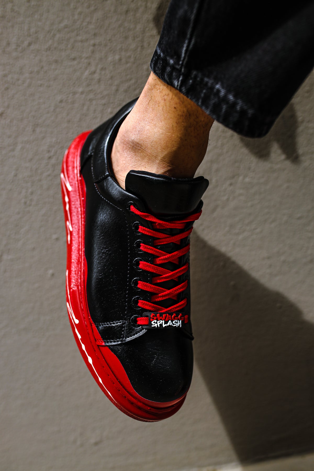 Rogue Red - Swagg Splash Sneakers